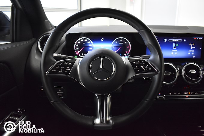 MERCEDES-BENZ GLA 200 d Automatic Progressive Advanced